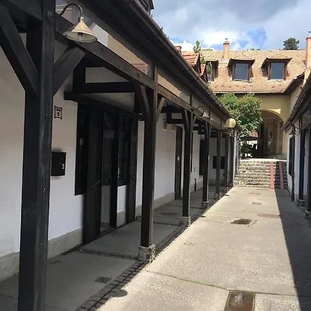 Bonbon Apartman Apartment